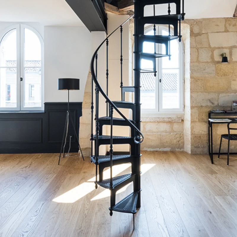 schody żeliwne 108