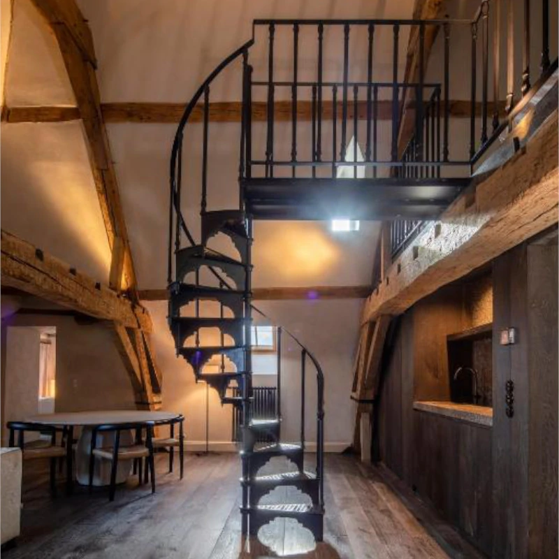 spiral_staircase_122