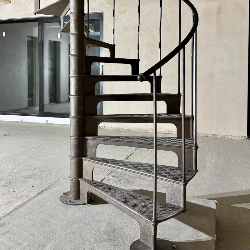 Schody spiralne 200