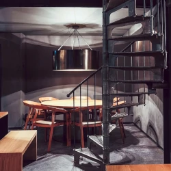 Schody żeliwne modern retro Schody żeliwne w stylu modern retro