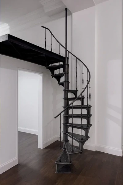 Balustrada i tralki w schodach żeliwnych 131 cm